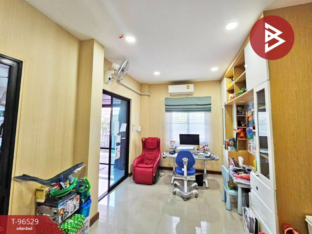 ขายบ้านเดี่ยว หมู่บ้านวิลล่า อะคาเดีย ศรีนครินทร์ (Villa Arcadia Srinakarin) พร้อมเฟอร์นิเจอร์